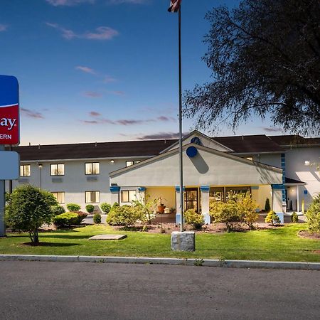 Surestay Plus By Best Western Reading North Exterior photo